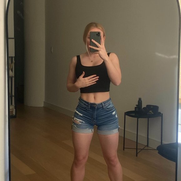 American Eagle Ripped Jean Shorts - Picture 1 of 4